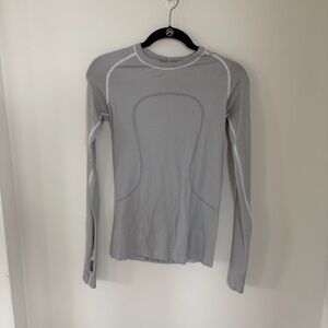 lululemon athletica Gray Long Sleeve Top